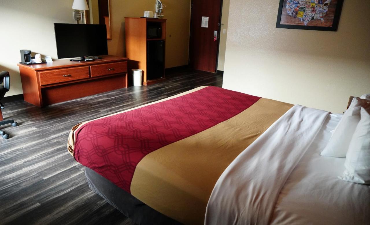 Econo Lodge Inn & Suites Kearney Exterior foto